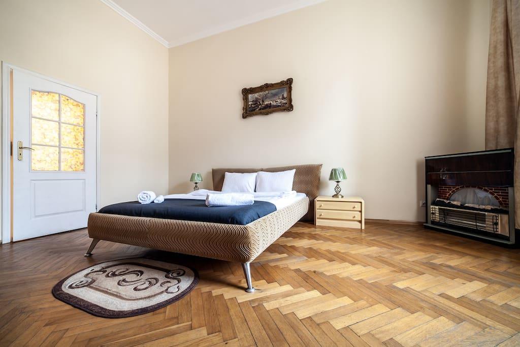 Romantic Apartments - Оn Valova Street Λβιβ Εξωτερικό φωτογραφία