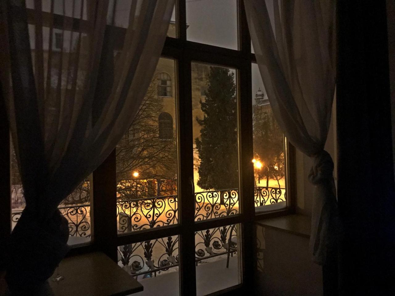 Romantic Apartments - Оn Valova Street Λβιβ Εξωτερικό φωτογραφία